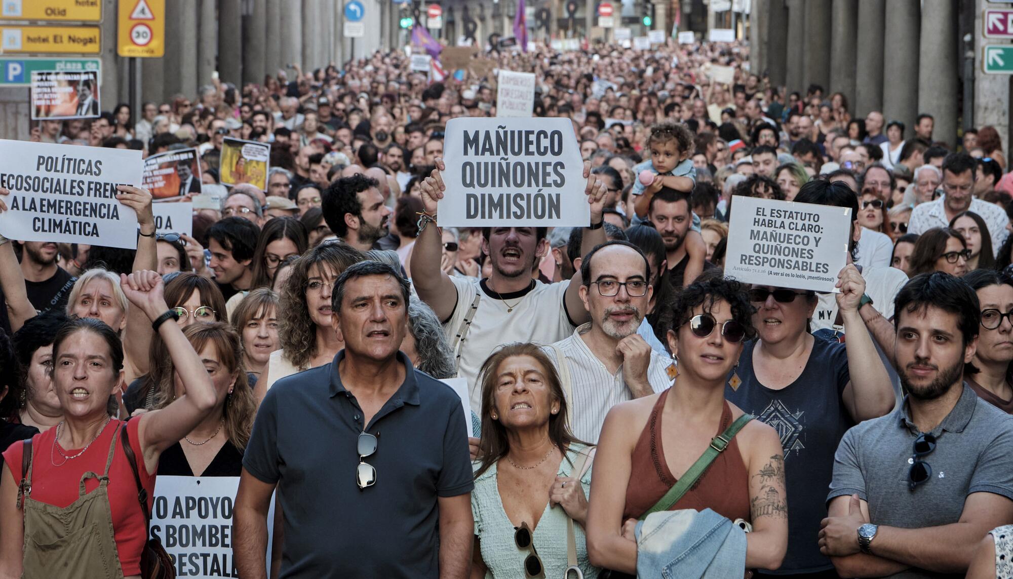 Manifestación Valladolid 20 de agosto Incendios Galeria - 8